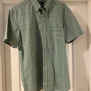 Hugo Boss men’s button down shirt sleeve shirt